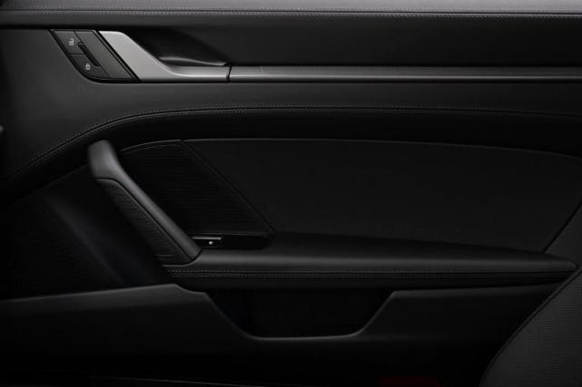 Photo of 2025 Slate Gray Porsche 911
