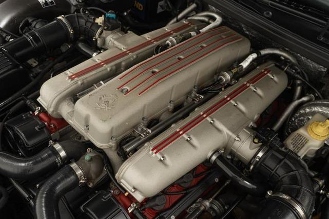 Photo of 1998 Grigio Titanio Ferrari 550 Maranello