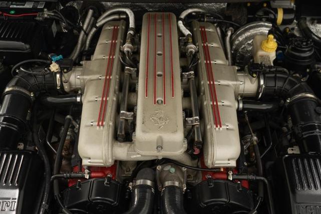 Photo of 1998 Grigio Titanio Ferrari 550 Maranello