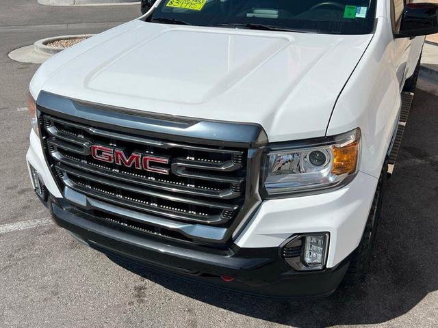 Photo of 2022 Summit White GMC Canyon