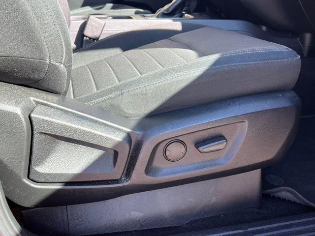 Photo of 2019 Hot Pepper Red Metallic Tinted Clearcoat Ford Ranger