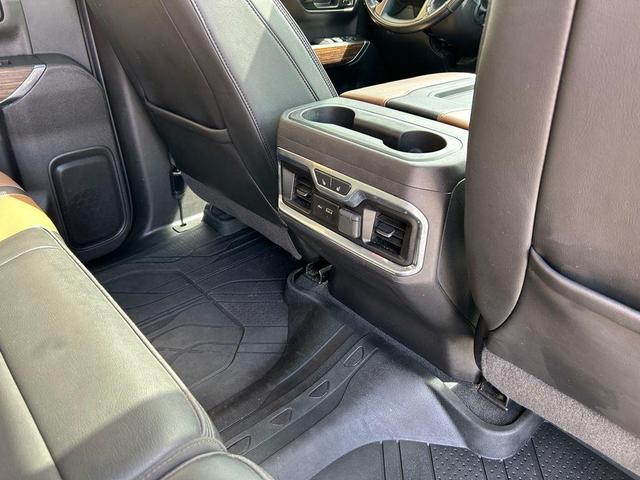 Photo of 2020 Black Chevrolet Silverado 1500