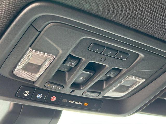 Photo of 2020 Black Chevrolet Silverado 1500