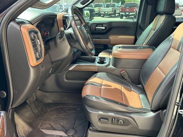 Photo of 2020 Black Chevrolet Silverado 1500
