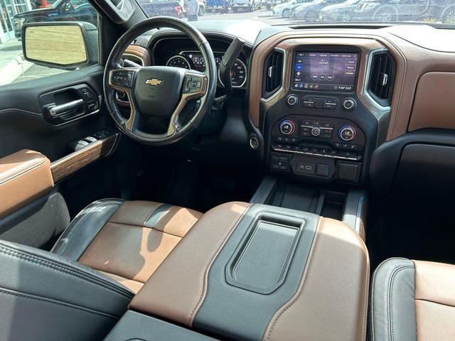 Photo of 2020 Black Chevrolet Silverado 1500