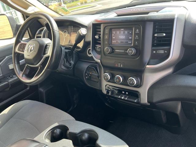 Photo of 2020 Granite Crystal Metallic Clearcoat RAM 2500