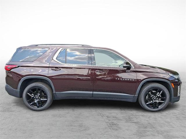 Photo of 2022 Red Chevrolet Traverse