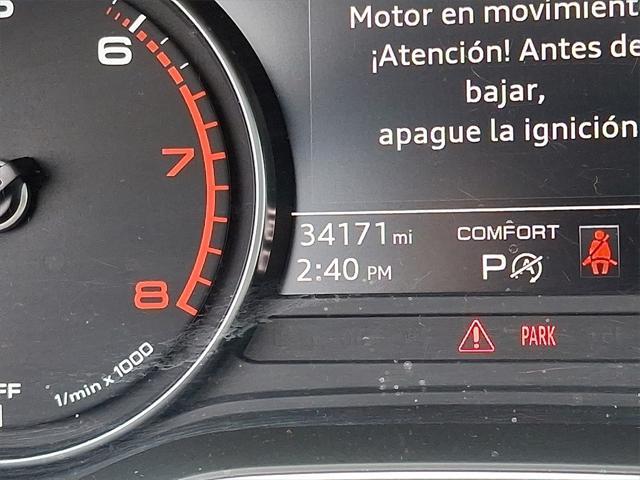 Photo of 2022 Florett Silver Metallic Audi Q5