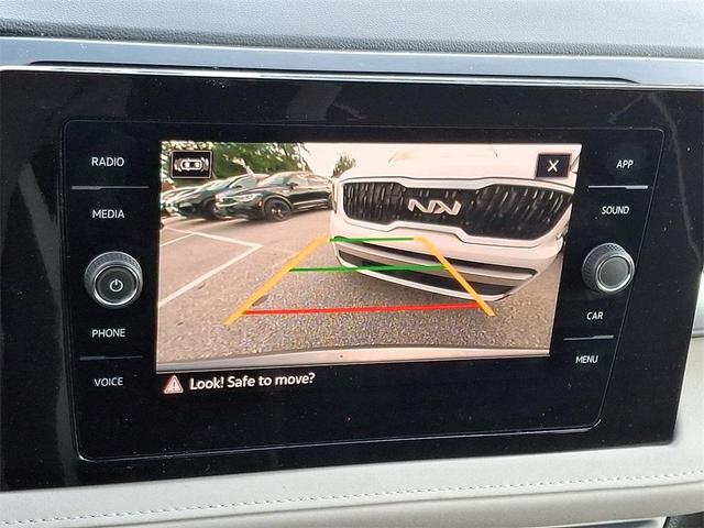 Photo of 2025 Gray Volkswagen Taos