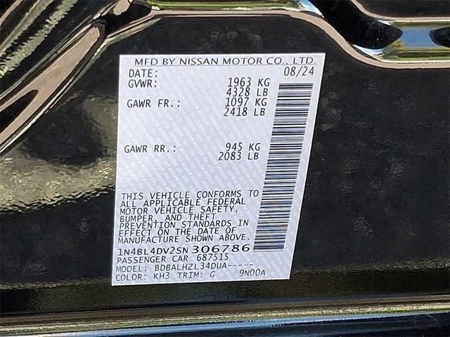 Photo of 2025 Super Black Nissan Altima