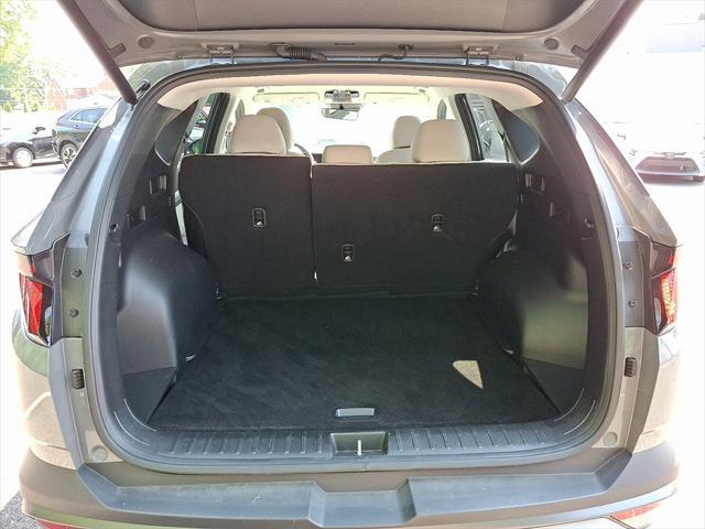Photo of 2025 Gray Hyundai TUCSON