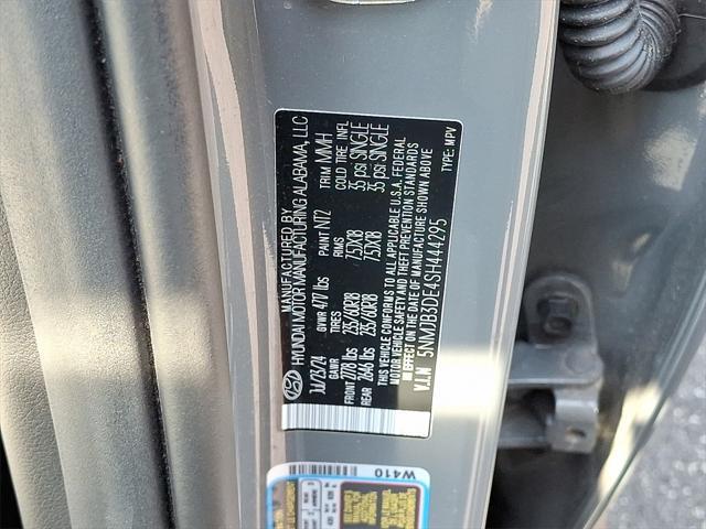 Photo of 2025 Gray Hyundai TUCSON