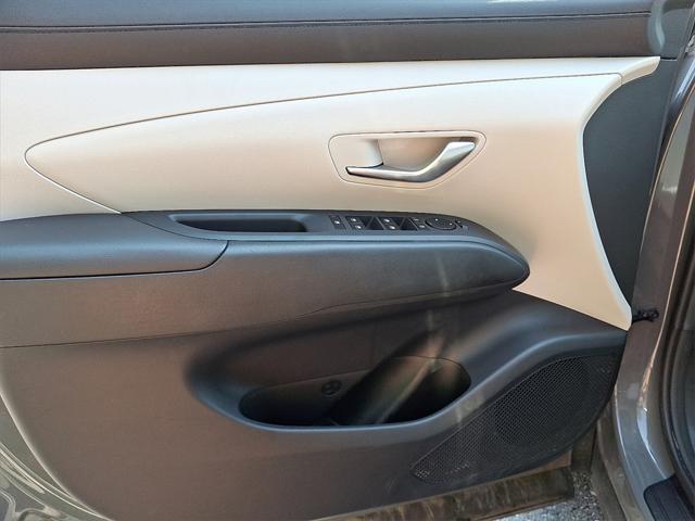 Photo of 2025 Gray Hyundai TUCSON