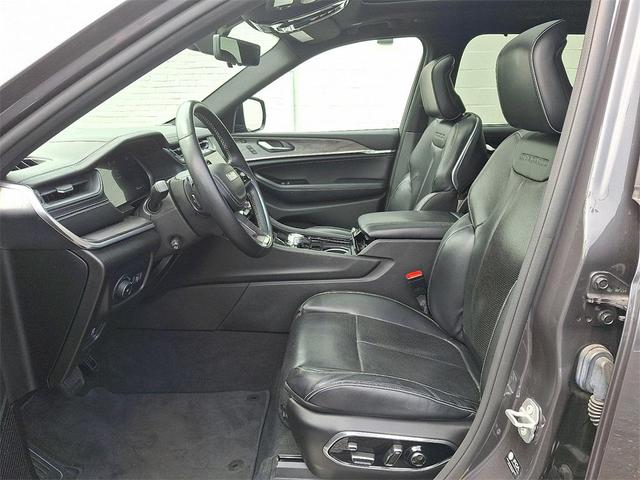 Photo of 2022 Baltic Gray Metallic Clearcoat Jeep Grand Cherokee