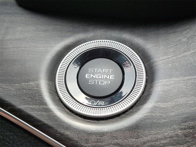 Photo of 2022 Baltic Gray Metallic Clearcoat Jeep Grand Cherokee