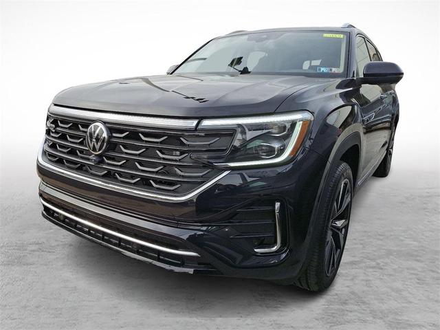 Photo of 2025 Deep Black Pearl Volkswagen Atlas