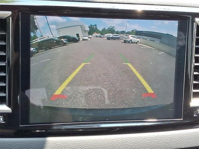 Photo of 2024 Black Chrysler Pacifica
