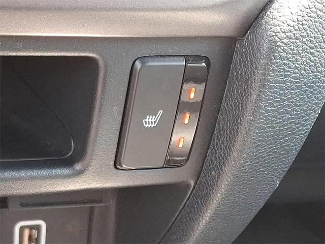 Photo of 2021 Gray Honda Pilot