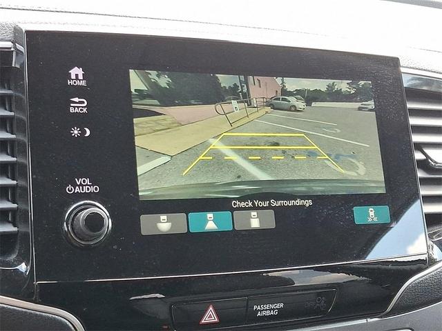 Photo of 2021 Gray Honda Pilot