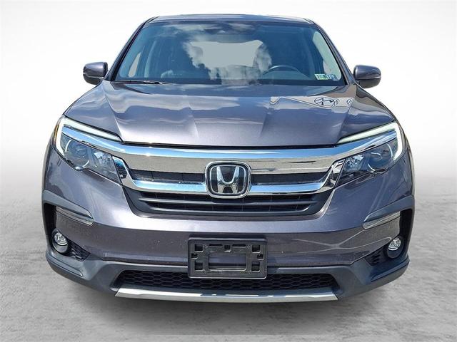 Photo of 2021 Gray Honda Pilot