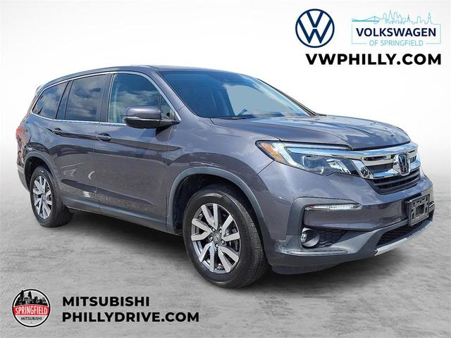 Photo of 2021 Gray Honda Pilot