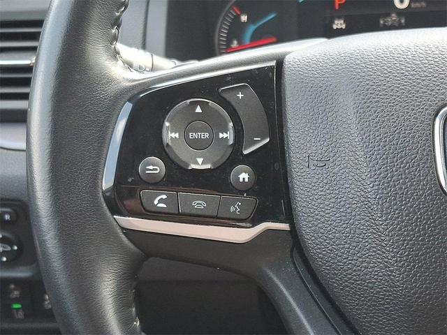 Photo of 2021 Gray Honda Pilot