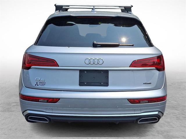Photo of 2023 Florett Silver Metallic Audi Q5