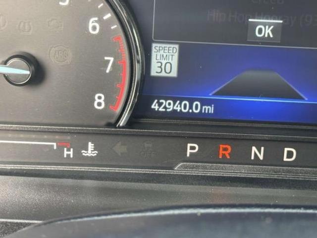 Photo of 2022 Agate Black Metallic Ford Explorer