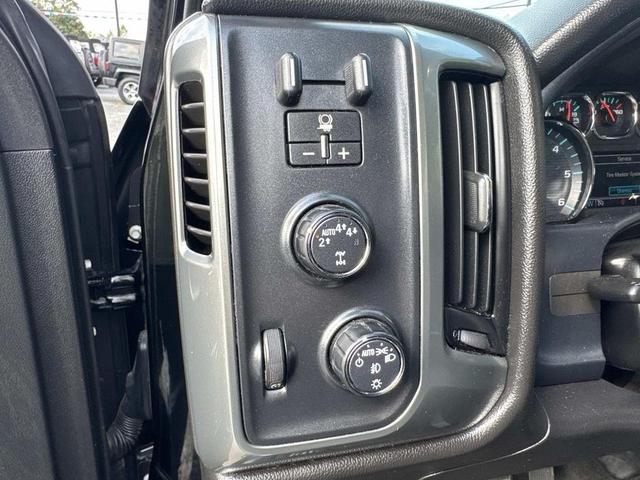 Photo of 2018 Black Chevrolet Silverado 1500