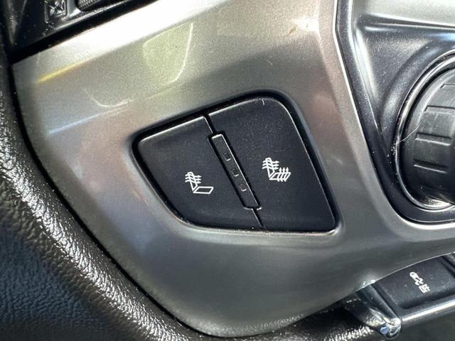 Photo of 2018 Black Chevrolet Silverado 1500