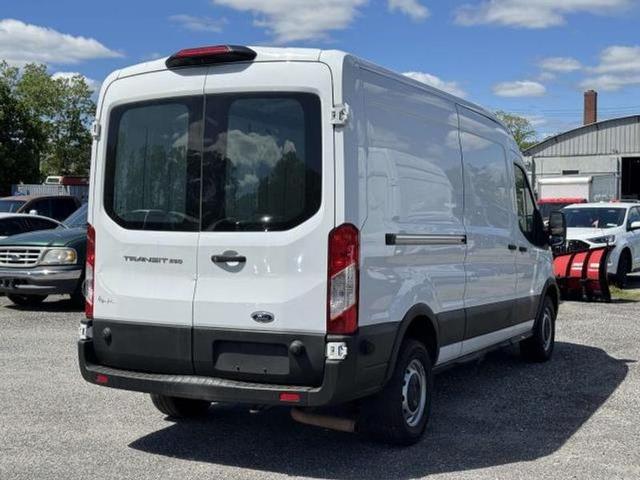 Photo of 2020 Oxford White Ford Transit-250