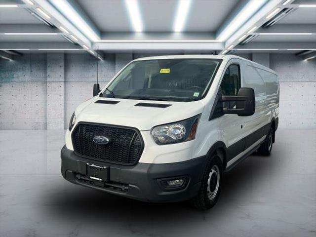 Photo of 2021 Oxford White Ford Transit-250