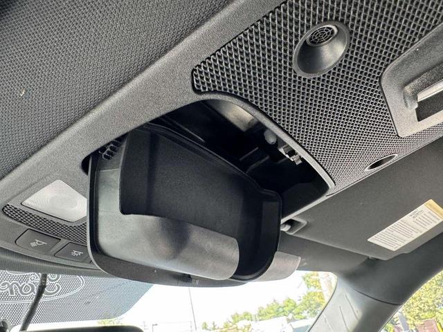Photo of 2015 Tuxedo Black Metallic Ford F-150