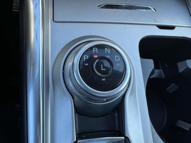 Photo of 2022 Carbonized Gray Metallic Ford Explorer