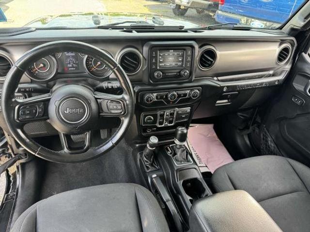 Photo of 2019 Black Clearcoat Jeep Wrangler Unlimited