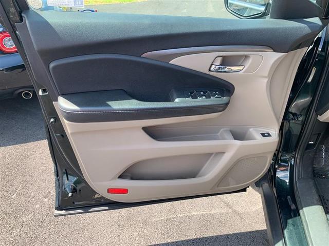 Photo of 2019 Modern Steel Metallic Honda Pilot