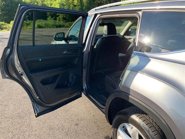 Photo of 2019 Platinum Gray Metallic Volkswagen Atlas