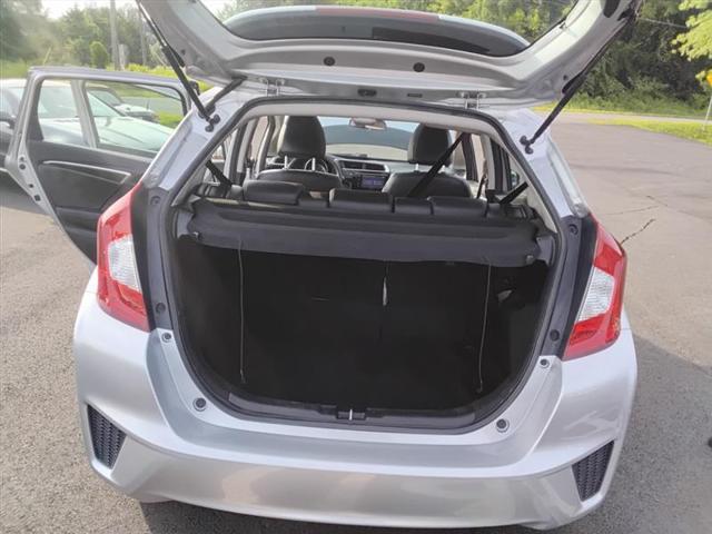 Photo of 2016 Alabaster Silver Metallic Honda Fit