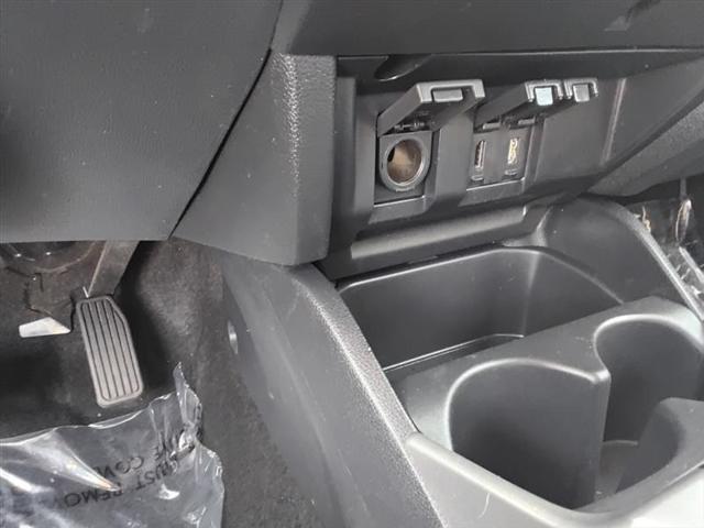 Photo of 2016 Alabaster Silver Metallic Honda Fit