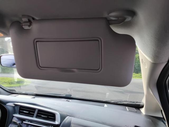 Photo of 2016 Alabaster Silver Metallic Honda Fit