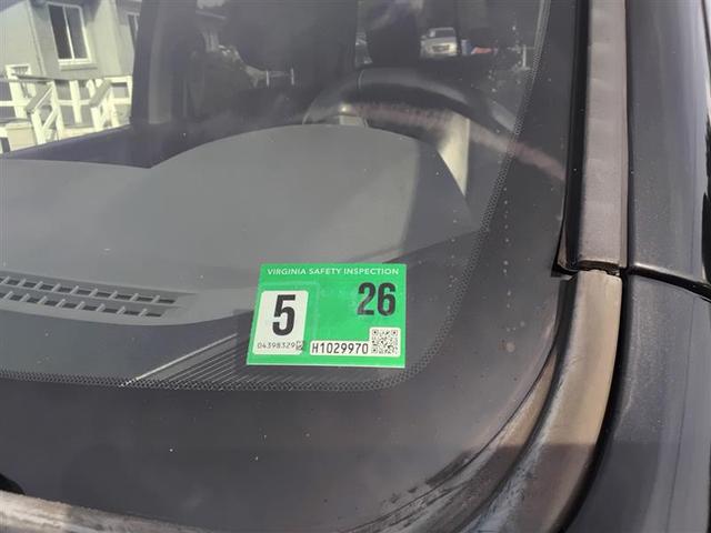 Photo of 2017 Black Clearcoat RAM 1500