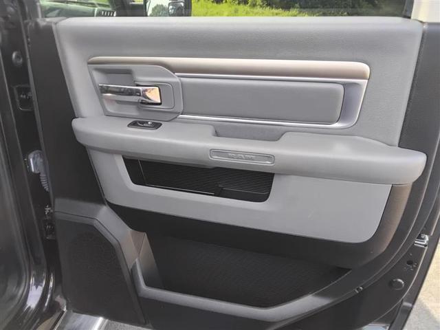 Photo of 2017 Black Clearcoat RAM 1500