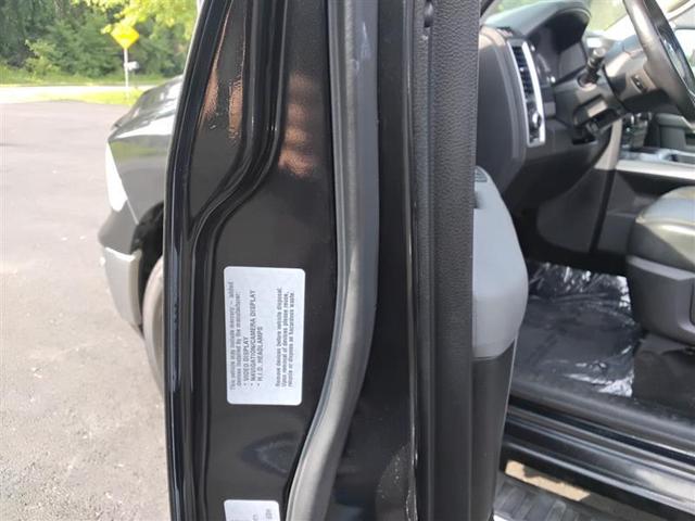 Photo of 2017 Black Clearcoat RAM 1500