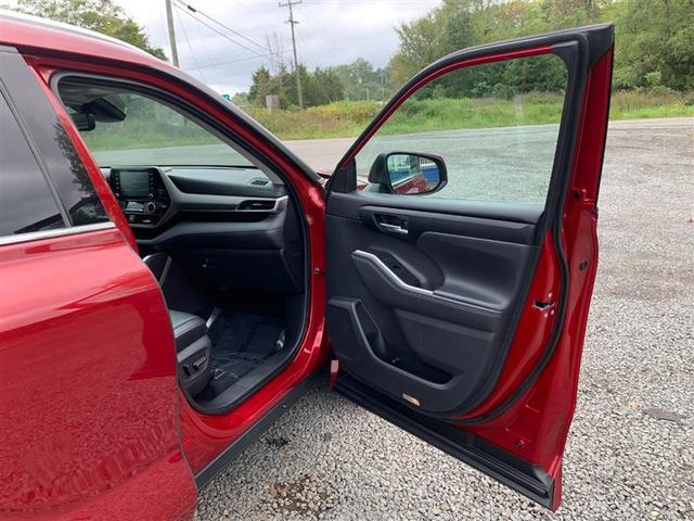 Photo of 2021 Ruby Flare Pearl Toyota Highlander