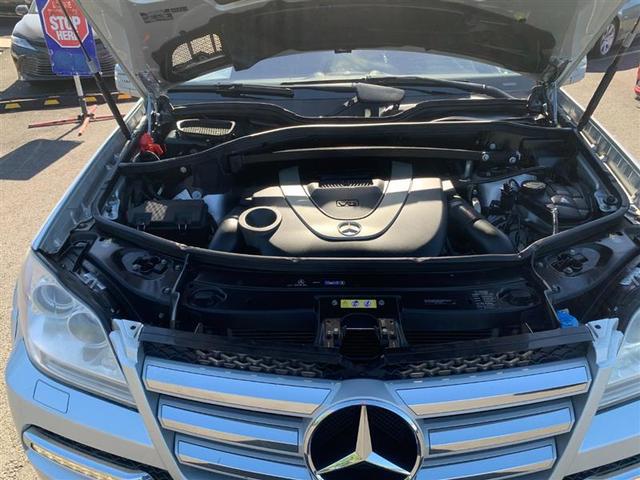 Photo of 2012 Iridium Silver Metallic Mercedes-Benz GL-Class