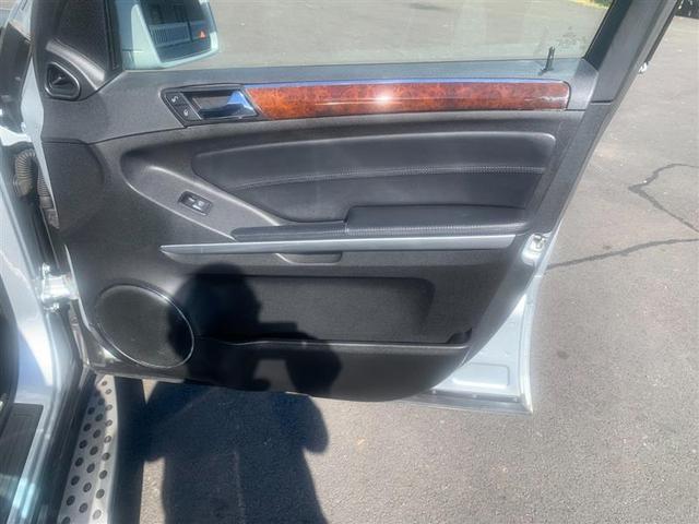 Photo of 2012 Iridium Silver Metallic Mercedes-Benz GL-Class