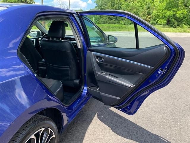 Photo of 2015 Blue Crush Metallic Toyota Corolla