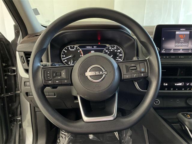 Photo of 2023 Gun Metallic Nissan Rogue