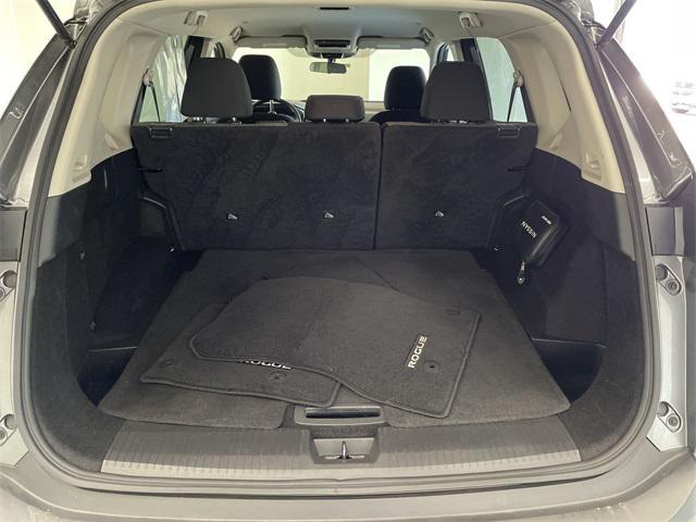 Photo of 2023 Gun Metallic Nissan Rogue