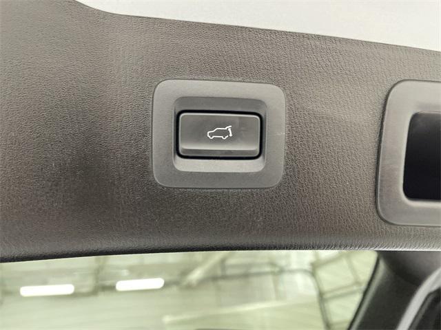 Photo of 2018 Sonic Silver Metallic Mazda CX-5